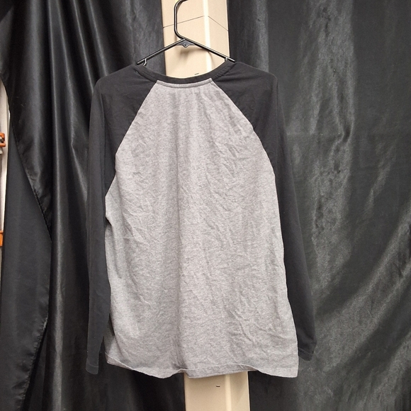 Hurley Gray Long Sleeve Tee - Picture 6 of 9